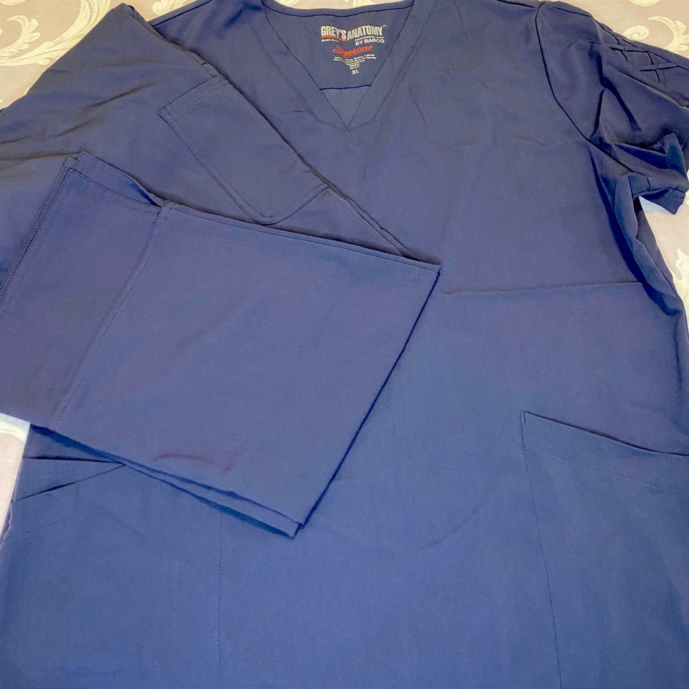 Grey’s Anatomy Signature Collection Scrubs